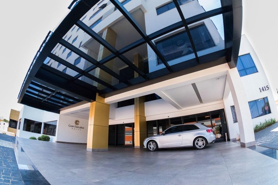 Gran Executive Hotel Uberlândia Esterno foto